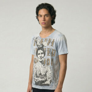 White Rabbit Vintage Bunny Woman – Iron